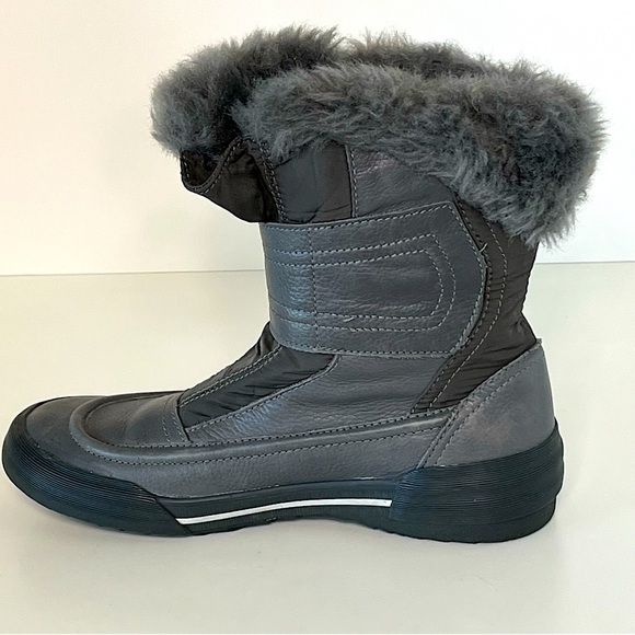 CLARKS Gilby Merilyn Waterproof Boots Leather Faux Fur Sz 7 Weatherproof Winter - Picture 5 of 10